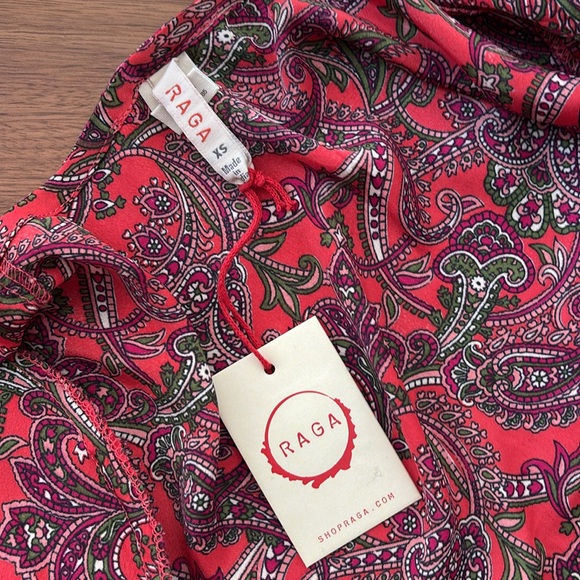 RAGA PAISLEY CROPPED WRAP TOP - Picture 5 of 6